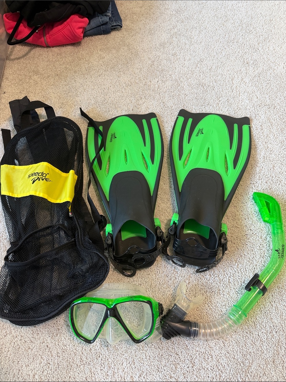 Speedo Dive Green and Black Snorkeling Set with Mesh Carry Bag size s / m